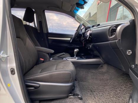 TOYOTA Hilux Caminhonete 2.8 16V SRV 4X4 DIESEL CABINE DUPLA AUTOMTICO, Foto 15