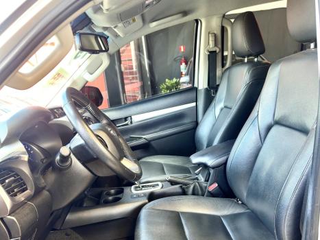 TOYOTA Hilux Caminhonete , Foto 8