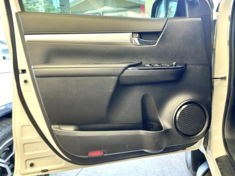 TOYOTA Hilux Caminhonete , Foto 15