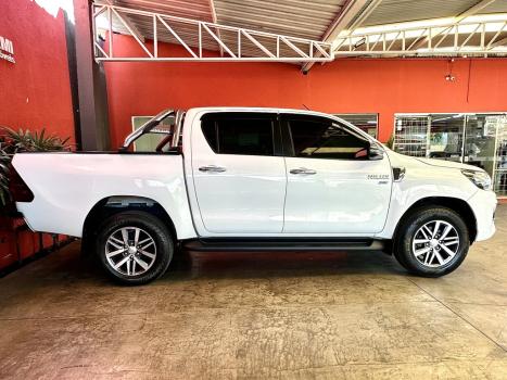 TOYOTA Hilux Caminhonete , Foto 25