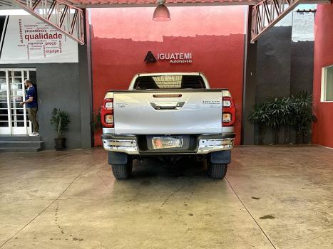TOYOTA Hilux Caminhonete 2.8 16V SRX 4X4 TURBO DIESEL CABINE DUPLA AUTOMTICO, Foto 23