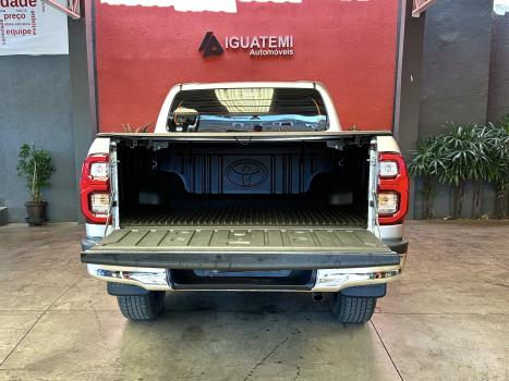 TOYOTA Hilux Caminhonete 2.8 16V SRX 4X4 TURBO DIESEL CABINE DUPLA AUTOMTICO, Foto 25
