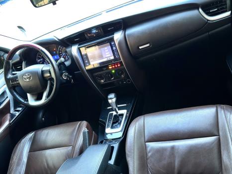 TOYOTA Hilux SW4 2.7 16V 4P SR AUTOMTICO, Foto 8