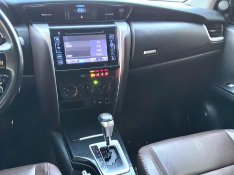 TOYOTA Hilux SW4 2.7 16V 4P SR AUTOMTICO, Foto 12