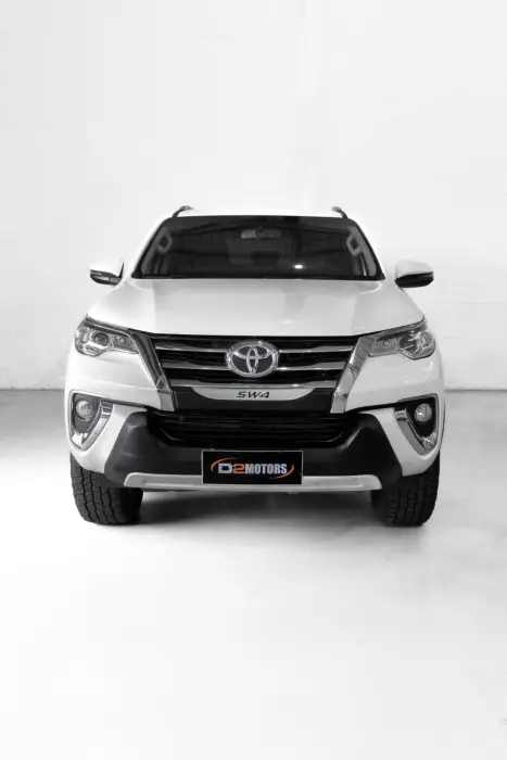 TOYOTA Hilux SW4 2.7 16V 4P FLEX SRV 7 LUGARES AUTOMTICO, Foto 2
