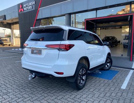 TOYOTA Hilux SW4 2.7 16V 4P FLEX SR 7 LUGARES AUTOMTICO, Foto 5