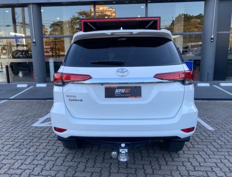 TOYOTA Hilux SW4 2.7 16V 4P FLEX SR 7 LUGARES AUTOMTICO, Foto 6