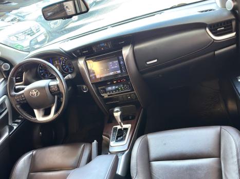 TOYOTA Hilux SW4 2.7 16V 4P FLEX SRV 7 LUGARES AUTOMTICO, Foto 11
