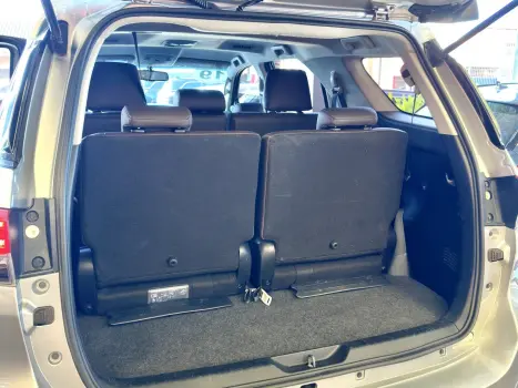 TOYOTA Hilux SW4 2.7 16V 4P FLEX SRV 7 LUGARES AUTOMTICO, Foto 20