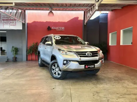 TOYOTA Hilux SW4 2.7 16V 4P FLEX SRV 7 LUGARES AUTOMTICO, Foto 27