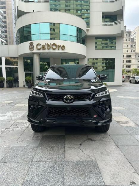 TOYOTA Hilux SW4 2.8 4P 4X4 TURBO DIESEL, Foto 2