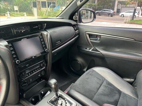 TOYOTA Hilux SW4 2.8 4P 4X4 TURBO DIESEL, Foto 12