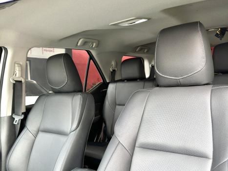 TOYOTA Hilux SW4 2.8 16V 4P SRX PLATINUM 4X4 7 LUGARES TURBO DIESEL AUTOMTICO, Foto 13