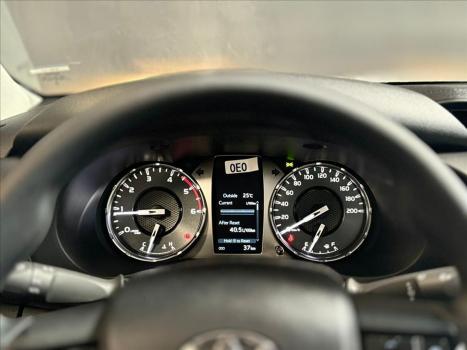 TOYOTA Hilux SW4 2.8 16V 4P GR-S 7 LUGARES 4X4 TURBO DIESEL AUTOMTICO, Foto 12