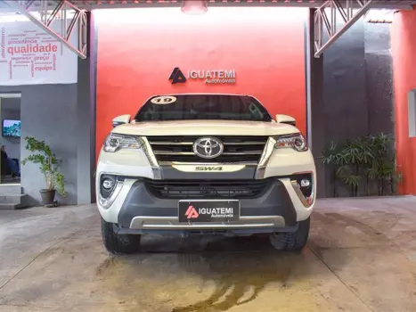 TOYOTA Hilux SW4 , Foto 15