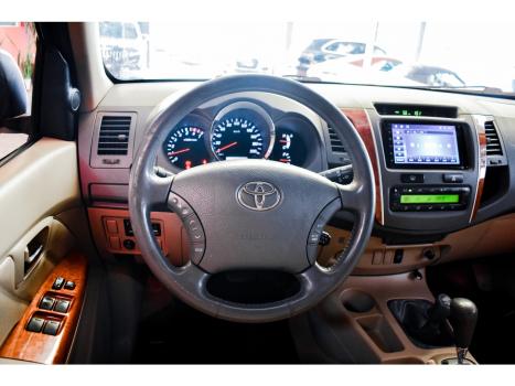 TOYOTA Hilux SW4 , Foto 5