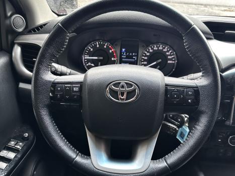 TOYOTA Hilux SW4 , Foto 18