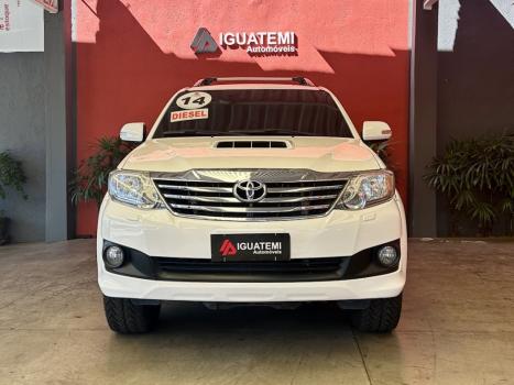 TOYOTA Hilux SW4 , Foto 3