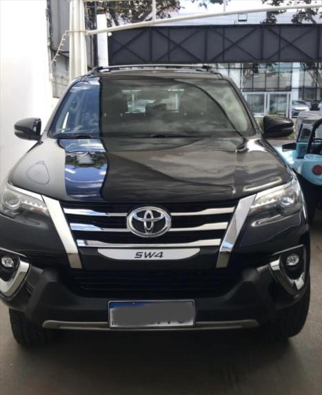 TOYOTA Hilux SW4 , Foto 5