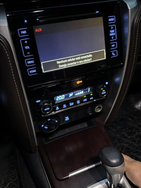 TOYOTA Hilux SW4 , Foto 7