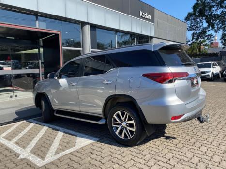 TOYOTA Hilux SW4 , Foto 7