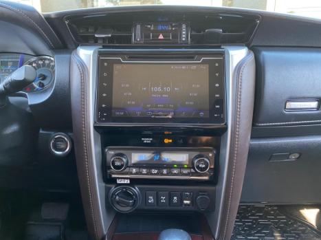 TOYOTA Hilux SW4 , Foto 11