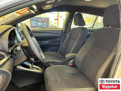 TOYOTA Yaris Hatch 1.5 16V 4P FLEX XL PLUS CONNECT MULTIDRIVE AUTOMTICO CVT, Foto 2