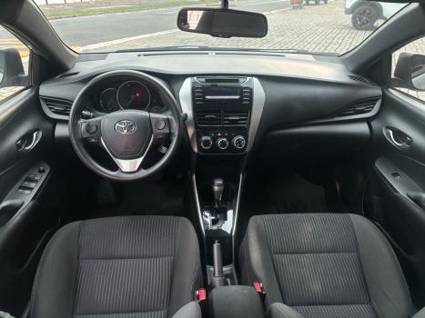 TOYOTA Yaris Hatch 1.3 16V 4P FLEX XL MULTIDRIVE AUTOMTICO CVT, Foto 11