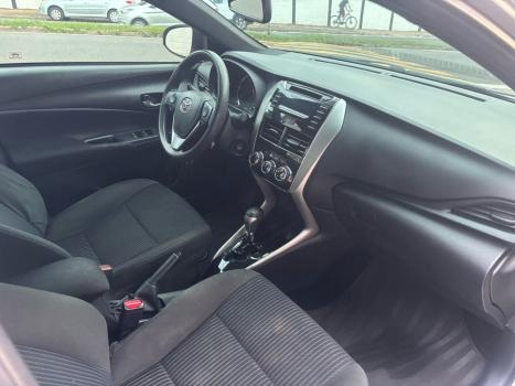 TOYOTA Yaris Hatch 1.3 16V 4P FLEX XL MULTIDRIVE AUTOMTICO CVT, Foto 12