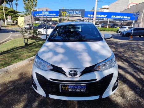 TOYOTA Yaris Hatch 1.3 16V 4P FLEX XL PLUS TECH MULTIDRIVE AUTOMTICO CVT, Foto 2