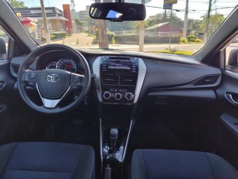 TOYOTA Yaris Hatch 1.3 16V 4P FLEX XL PLUS TECH MULTIDRIVE AUTOMTICO CVT, Foto 7