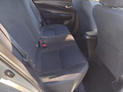TOYOTA Yaris Hatch 1.3 16V 4P FLEX XL PLUS TECH MULTIDRIVE AUTOMTICO CVT, Foto 13