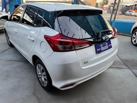 TOYOTA Yaris Hatch 1.3 16V 4P FLEX XL MULTIDRIVE AUTOMTICO CVT, Foto 4