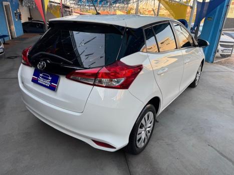 TOYOTA Yaris Hatch 1.3 16V 4P FLEX XL MULTIDRIVE AUTOMTICO CVT, Foto 6