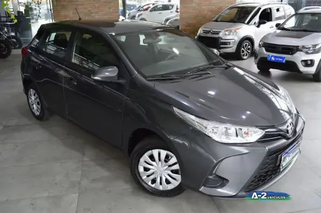 TOYOTA Yaris Hatch 1.5 16V 4P FLEX XL MULTIDRIVE AUTOMTICO CVT, Foto 2
