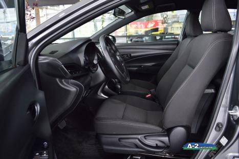 TOYOTA Yaris Hatch 1.5 16V 4P FLEX XL MULTIDRIVE AUTOMTICO CVT, Foto 3