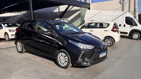 TOYOTA Yaris Hatch 1.5 16V 4P FLEX XL MULTIDRIVE AUTOMTICO CVT, Foto 2