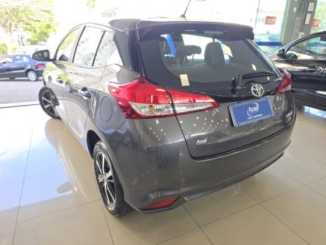 TOYOTA Yaris Hatch 1.5 16V 4P FLEX XS CONNECT MULTIDRIVE AUTOMTICO CVT, Foto 4