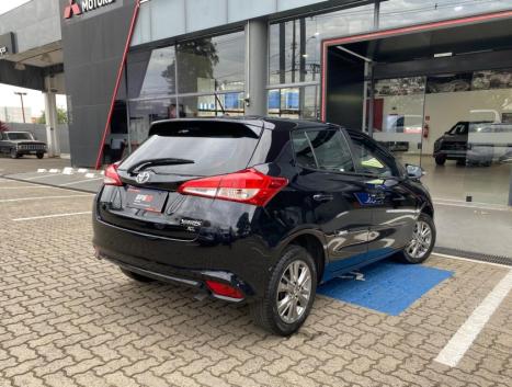 TOYOTA Yaris Hatch 1.5 16V 4P FLEX XL PLUS CONNECT MULTIDRIVE AUTOMTICO CVT, Foto 5