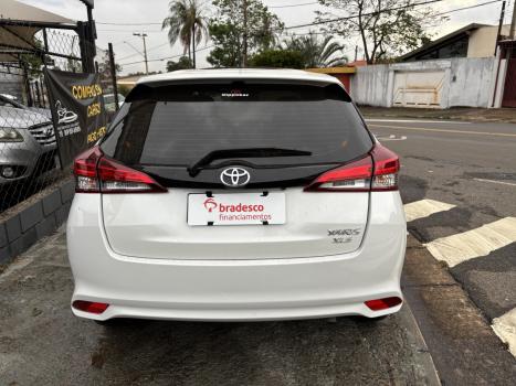 TOYOTA Yaris Hatch 1.5 16V 4P FLEX XLS MULTIDRIVE AUTOMTICO CVT, Foto 4
