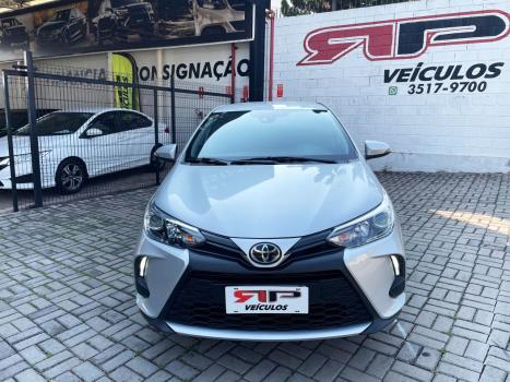 TOYOTA Yaris Sedan 1.5 16V 4P FLEX XS MULTIDRIVE AUTOMTICO CVT, Foto 2