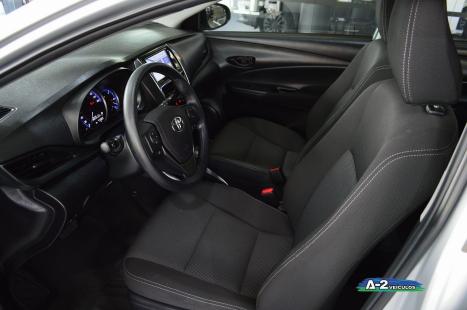 TOYOTA Yaris Sedan 1.5 16V 4P FLEX PLUS MULTIDRIVE AUTOMTICO CVT, Foto 15