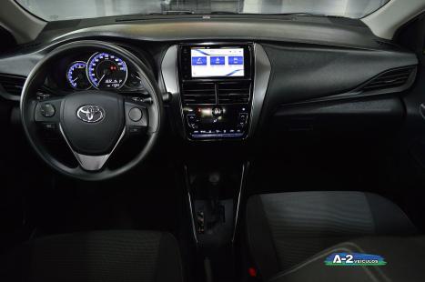 TOYOTA Yaris Sedan 1.5 16V 4P FLEX PLUS MULTIDRIVE AUTOMTICO CVT, Foto 16