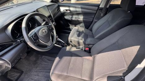 TOYOTA Yaris Sedan 1.5 16V 4P FLEX XL MULTIDRIVE AUTOMTICO CVT, Foto 4