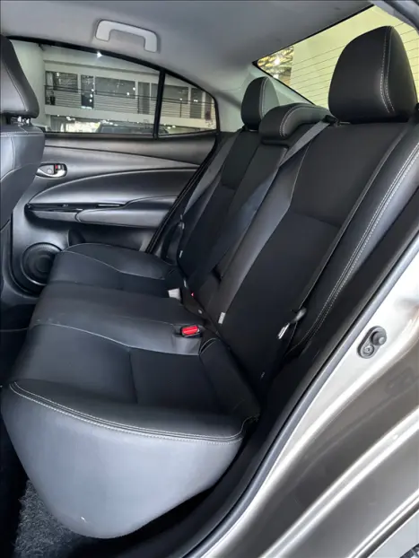 TOYOTA Yaris Sedan 1.5 16V 4P FLEX XS MULTIDRIVE AUTOMTICO CVT, Foto 9