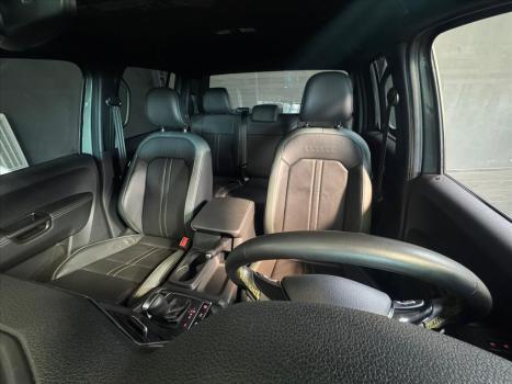 VOLKSWAGEN Amarok 3.0 V6 CABINE DUPLA HIGHLINE 4X4 TURBO INTERCOOLER AUTOMTICO, Foto 11