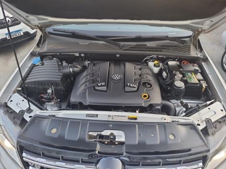 VOLKSWAGEN Amarok 3.0 V6 CABINE DUPLA HIGHLINE 4X4 TURBO INTERCOOLER AUTOMTICO, Foto 12