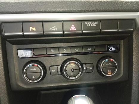VOLKSWAGEN Amarok 3.0 V6 CABINE DUPLA HIGHLINE 4X4 TURBO INTERCOOLER AUTOMTICO, Foto 10