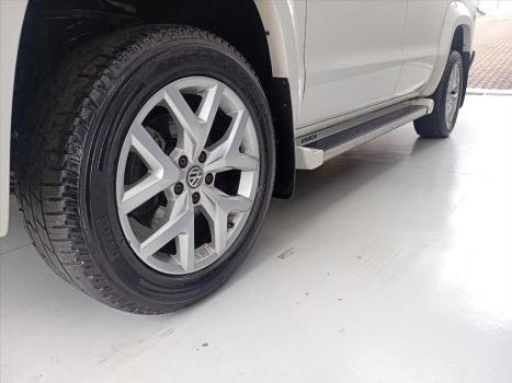 VOLKSWAGEN Amarok 3.0 V6 CABINE DUPLA HIGHLINE 4X4 TURBO INTERCOOLER AUTOMTICO, Foto 17