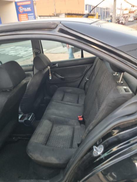 VOLKSWAGEN Bora 2.0 4P, Foto 8